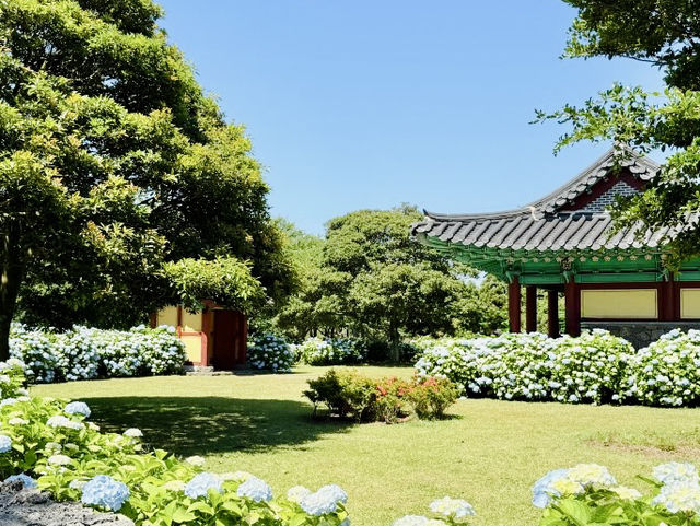 Accessible Cultural Heritage in a Peaceful, Floral Setting