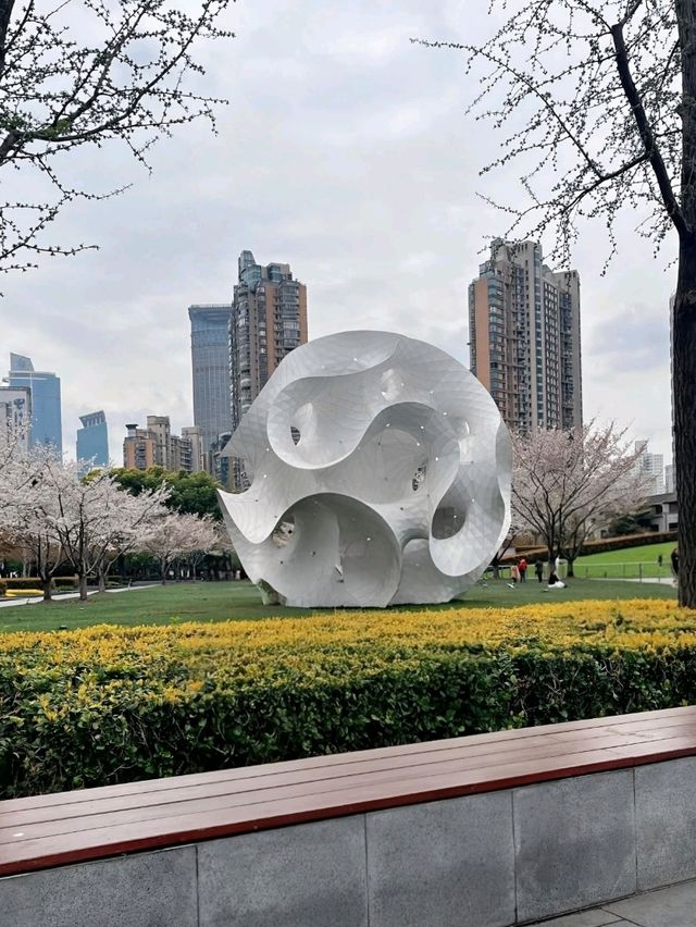 Tulip Trails & Artistic Tales : JingAn Sculpture park