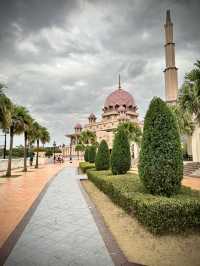 Calm Heart & Peace of Mind 🕌🌳⛲️