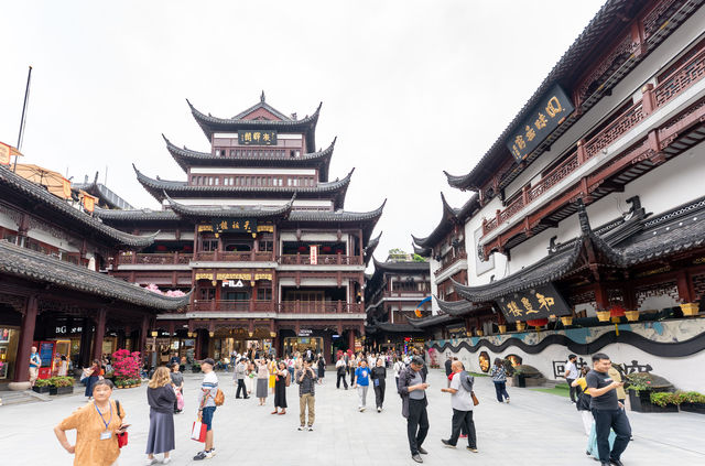 Yuyuan Garden (สวนอวี้หยวน) – เซี่ยงไฮ้, จีน Yuyuan Garden (สวนอวี้หยวน) – เซี่ยงไฮ้, จีน