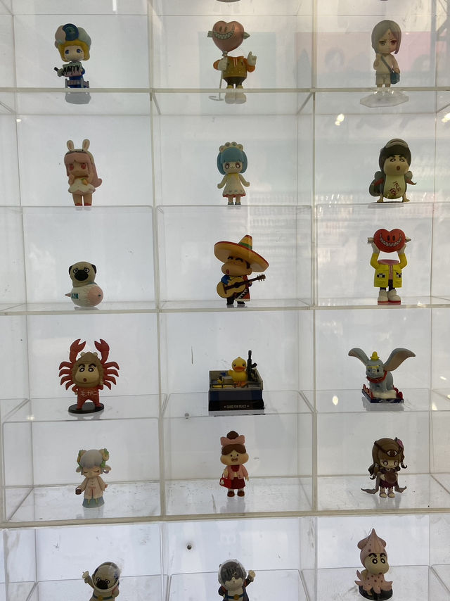 Treasure Hunting at Mumuso Braga