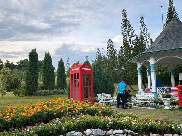 English Garden – A European Touch in Putrajaya 🌸 English Garden – A European Touch in Putrajaya 🌸
