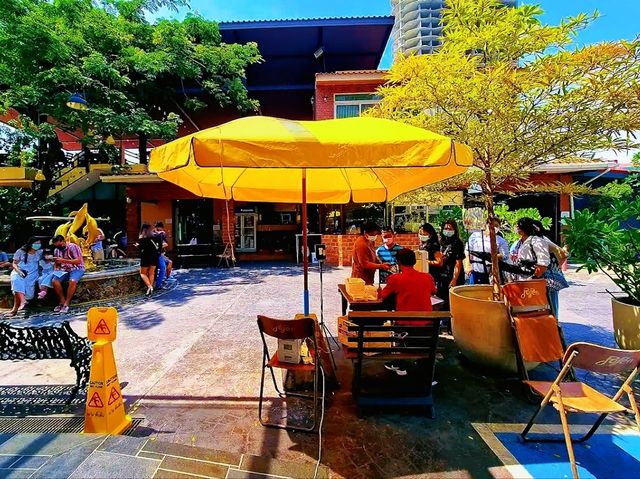 Pupen Seafood Pattaya – Classic Thai Seafood Experience