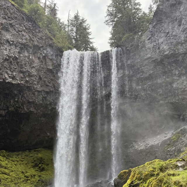 Sahalie & Koosah Falls – Oregon’s Twin Cascades on the McKenzie River