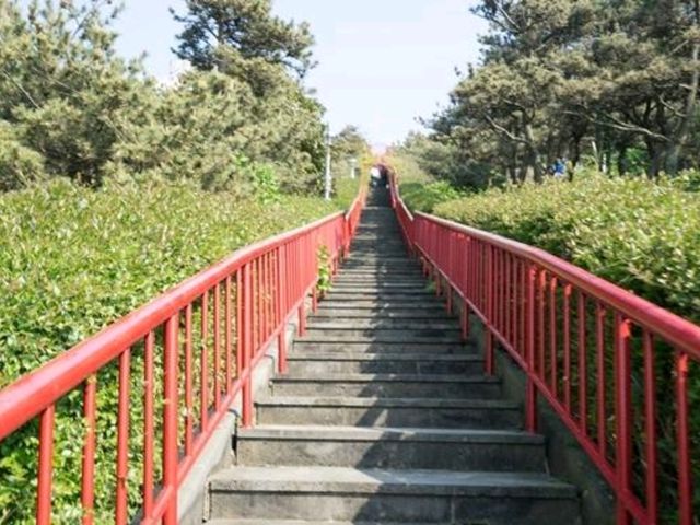 💡 우도등대 – 바다를 비추는 섬의 지킴이