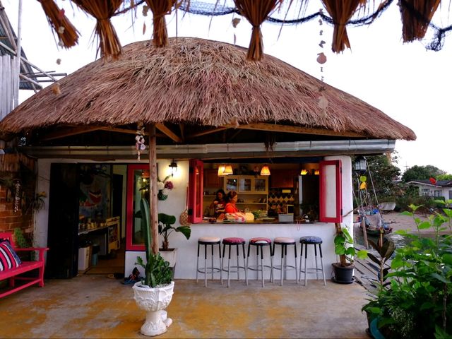 พามาชิลที่ The Boat House บางเสร่