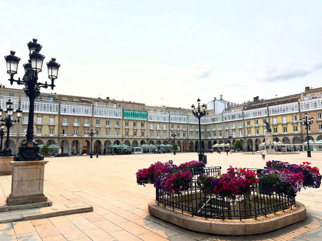 Exploring the Vibrant Coastline of A Coruña Exploring the Vibrant Coastline of A Coruña