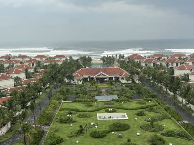 🌴 峴港Fusion Resort & Villas Da Nang：海濱天堂的奢華療癒之旅！🏖️✨