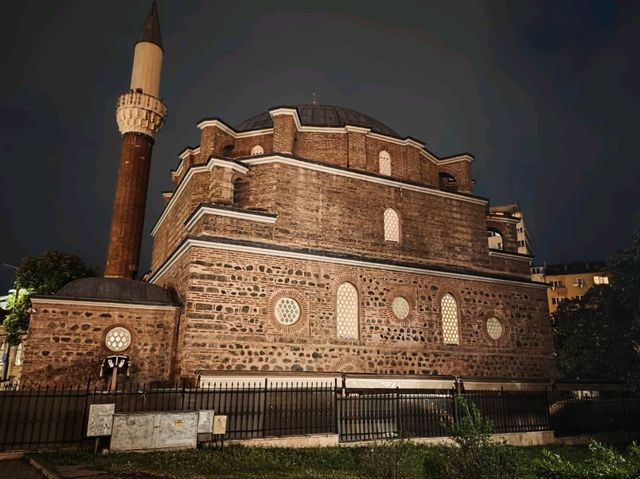 索菲亞目前唯一一座仍在使用的清真寺#班亞巴什清真寺 (Banya Bashi Mosque)-Sofia Bulgaria