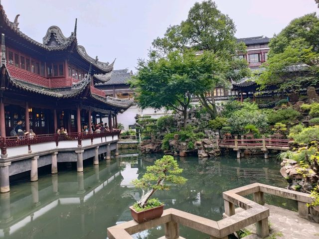 上海豫園,明代古典園林的瑰寶。 上海豫園,明代古典園林的瑰寶。