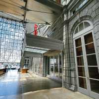 สถาปัตย์สุดอลังการที่ National Gallery Singapore