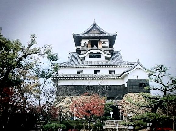 The Oldest Guardian: My Solo Visit to Inuyama Castle, Aichi