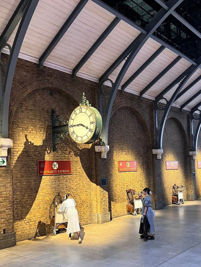 การผจญภัยในโลกเวทย์มนต์เริ่มต้นอีกครั้ง การผจญภัยในโลกเวทย์มนต์เริ่มต้นอีกครั้ง