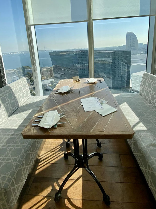 🌊 Lunch with a View at Oriental Beach Yokohama