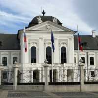 Bratislava’s Presidential Palace: Surprises Under Cloudy Skies 👑🌳