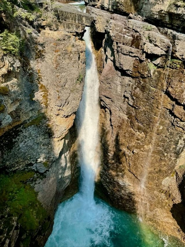 A Refreshing Adventure Amidst Rocky Beauty