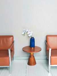 คาเฟ่สไตล์ชิโนโปตุกีสแบบโมเดิร์น