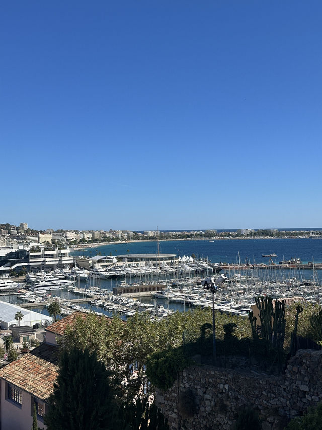 💒從聖母院看坎城超浪漫！海景＋紅瓦屋頂全收