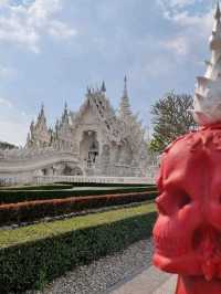 Chiang Rai’s White Temple Is Like Stepping Into Another World 🤍✨