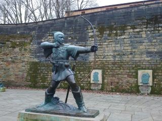 1-Day Trip to Nottingham: Historic Buildings and a Vibrant City Centre