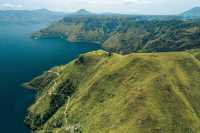 Lake Toba: The Ultimate Volcanic Vibes Getaway 🌋💙