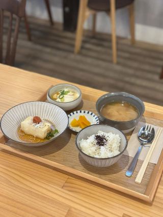 [Nara] A comforting tofu lunch at Unomachi Coffee Shop in Imai-cho.