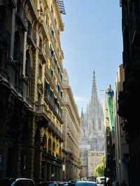 🌆🎨 A Walk Through Ciutat Vella – Where Every Street Feels Like Art