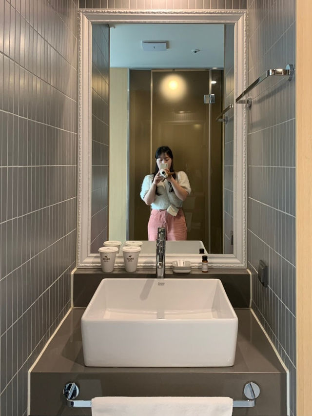 알록달록 루프탑수영장이 있는 부산숙소🌈👙