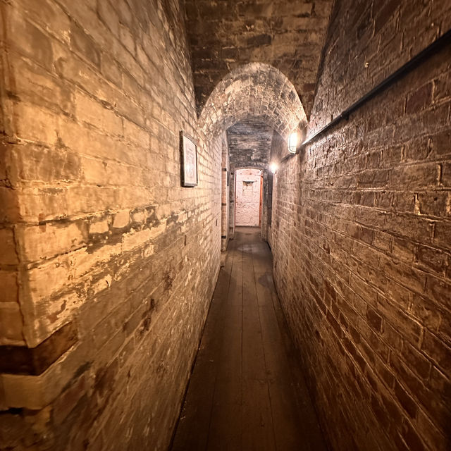 “Explore the Hidden Gem of Wales: St. Catherine’s Island & Historic Fort Tenby”