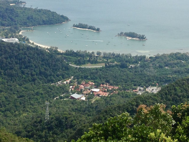 Luscious views from Langkawi Sky Bridge
