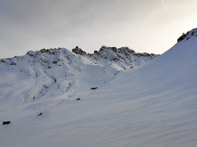 Skiing the Sellaronda: A One-Day Guide to the 4 Passes in the Dolomites 