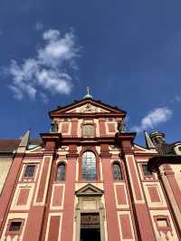 🇨🇿 布拉格城堡：聖喬治聖殿（Bazilika Svatého Jiří）✝️
