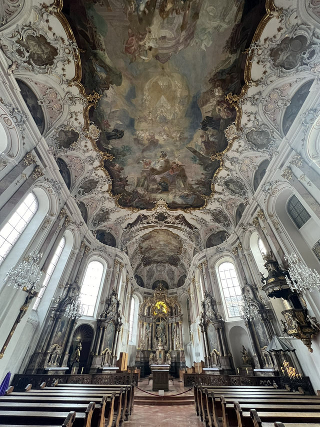 Baroque Brilliance in the Heart of Mainz – Discover Augustinerkirche 🎨⛪  