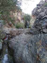 🍁 Darband – Tehran’s Autumn Mountain Escape 🌿