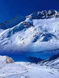 堪比瑞士雪山的——達古冰川