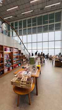 這個高顏值的書店,環境真的是好啊