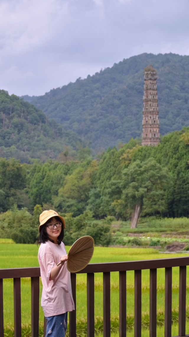 在天台發現了一座免門票的超美寺廟～