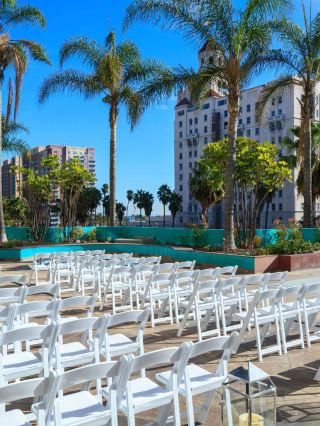 🌟✨ 長灘幸福：市中心萬豪酒店的樂趣！ ✨🌟