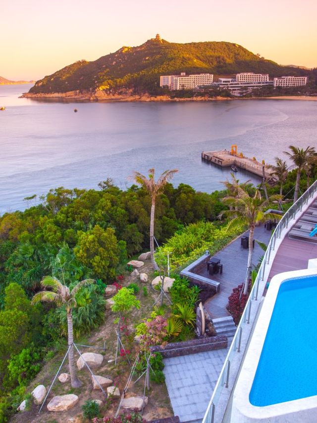 🌟 Zhuhai's Hidden Gem: Gree Dong'ao Hotel 🏖️✨