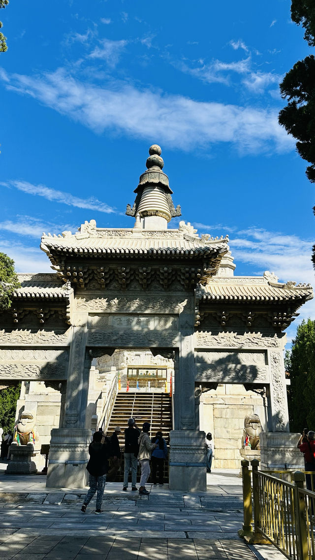 清幽西黃寺。