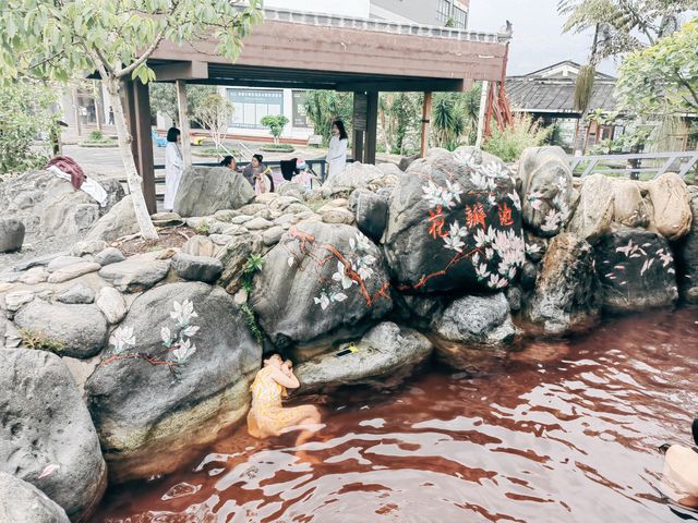 來水富，感受土嗨的峽谷溫泉。