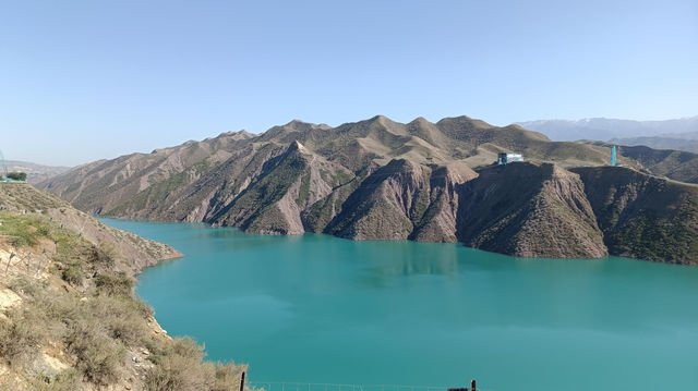 新疆石河子肯斯瓦特景區|遺落在天山的海藍之心。