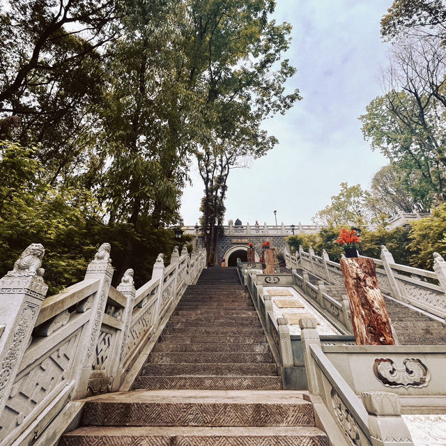 重慶地藏院｜陽光正好，去“巴山靈景”湖畔走一走，随喜赞叹