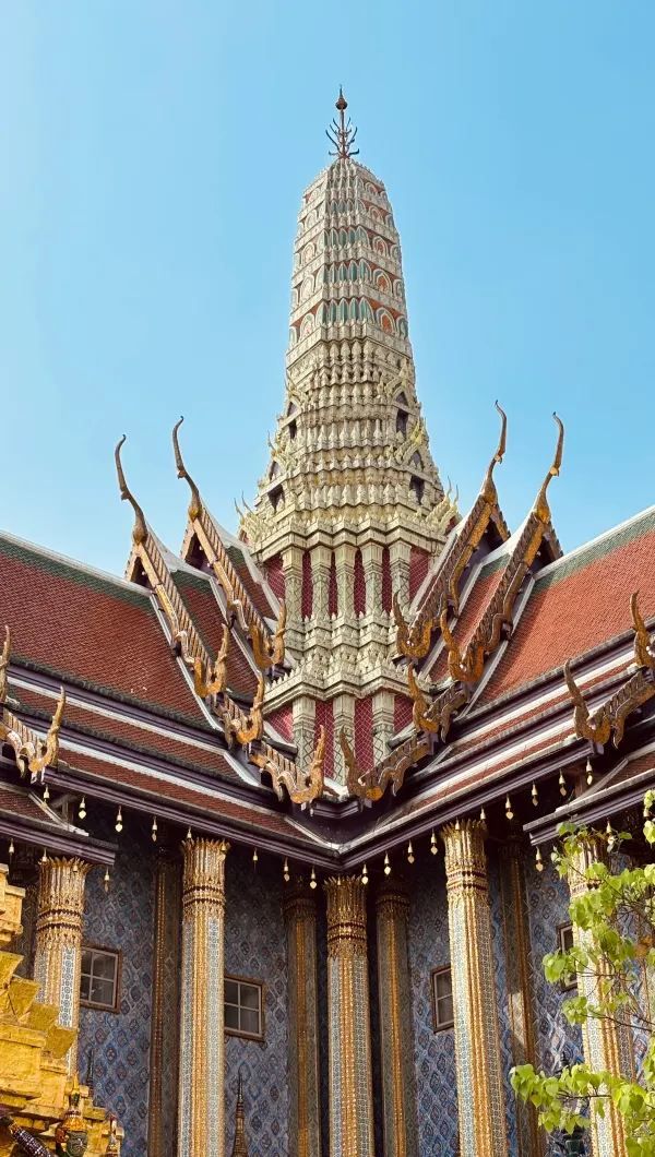 A Day of Exploring Bangkok's Classic Attractions