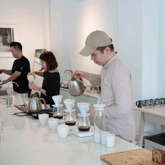 Minimalist cafe
