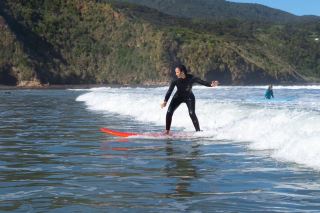 파도를 따라 Raglan으로, 해변의 로맨스와 열정을 만나다