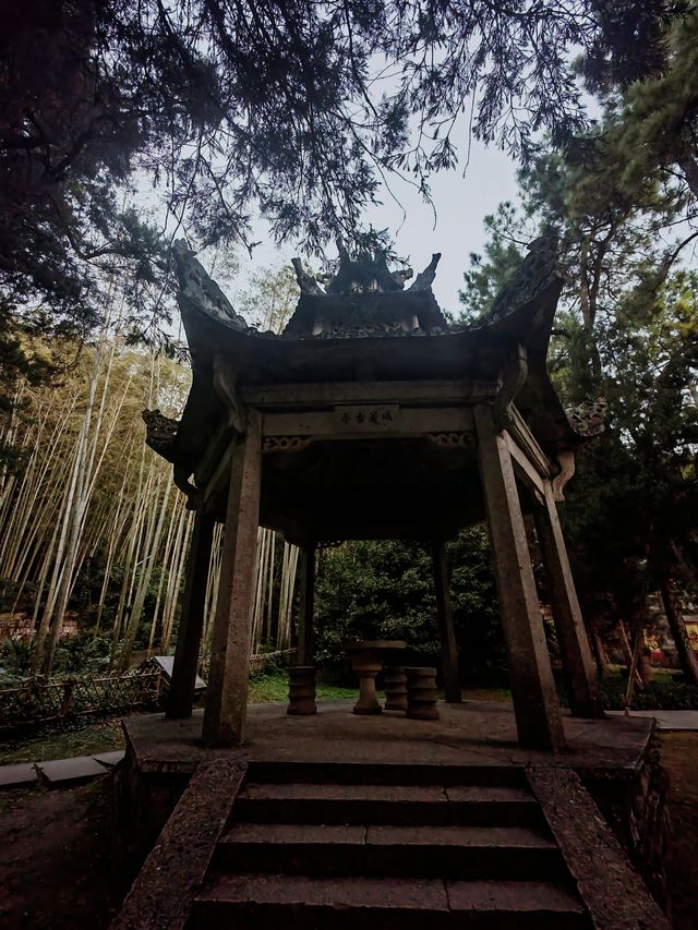 氣勢如虹的大禹陵
