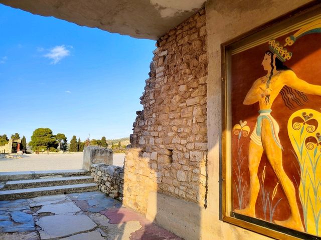 Palace of Knossos: A Glimpse into Minoan Civilization 🏛️✨
