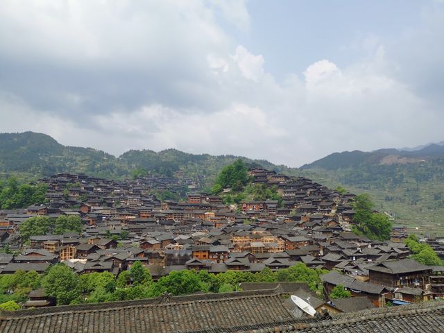 西江千戶苗寨：藏在山水間的苗族綺夢