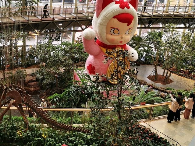 RING mall, Forest in the city